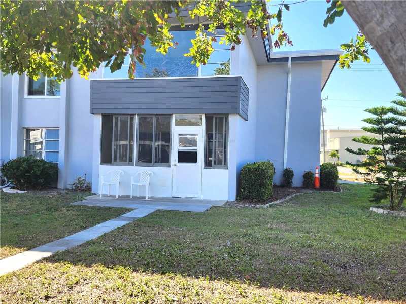 1 bedroom Condominium at 21320 Brinson Avenue #109, Hampshire House, Port Charlotte — photo 1