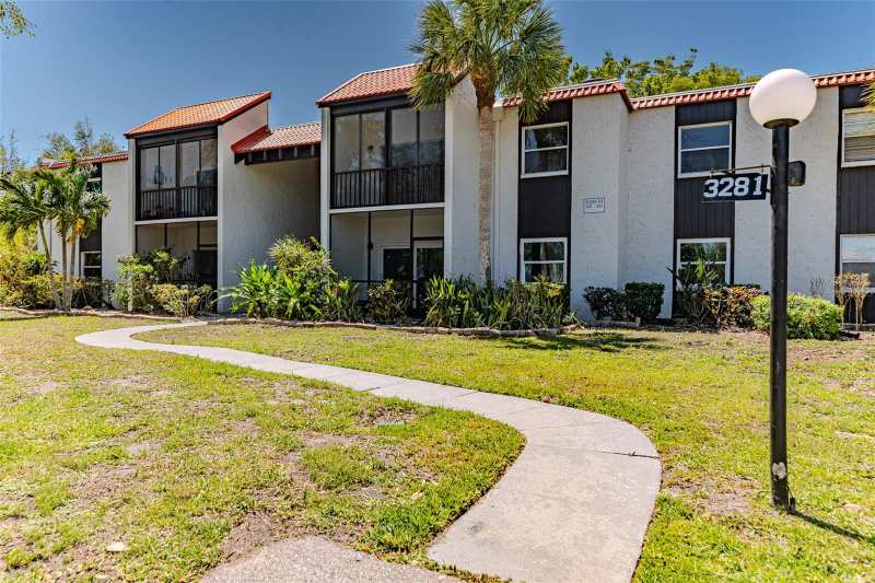 2 bedroom Condominium at 3281 Beneva Road #202, Village Brooke Sec 3, Sarasota — photo 1