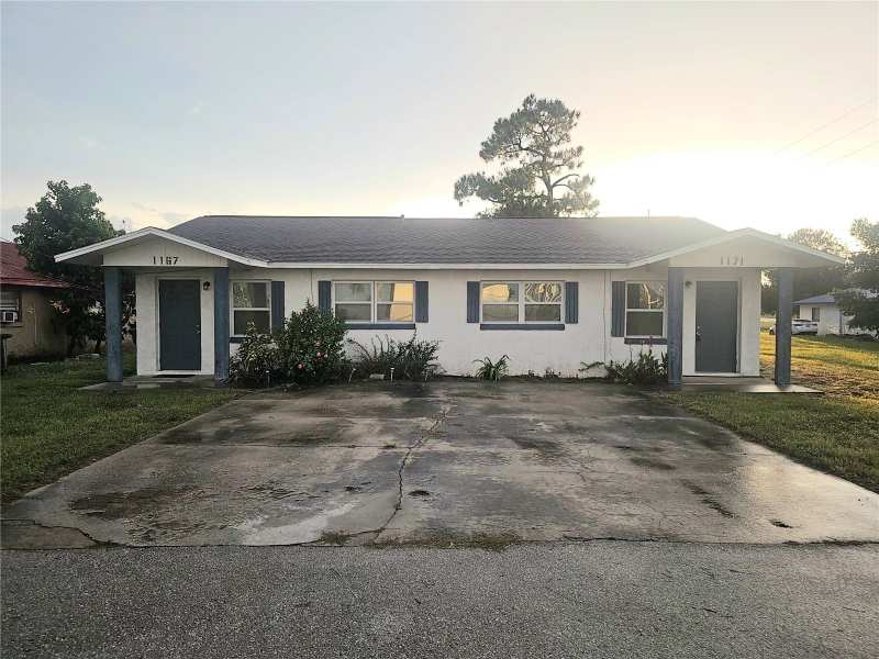 4 bedroom Half Duplex at 1167 Memorial Drive, Skipper & Lanier, Avon Park — photo 1