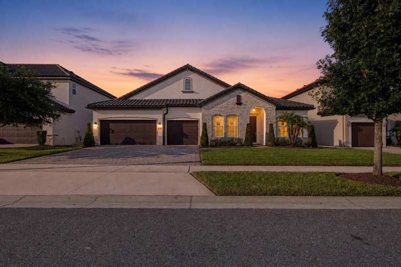 4 bedroom Single Family Residence at 8037 Ludington Circle, Estates At Parkside, Orlando — photo 1