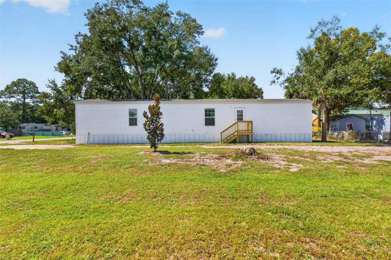3 bedroom Mobile Home at 1126 Avenue I, Daytona Pines Sec A, Ormond Beach — photo 1