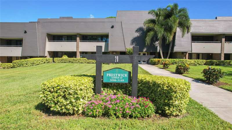 1 bedroom Condominium at 36750 US Highway 19 N #20-307 #307, Innisbrook, Palm Harbor — photo 1