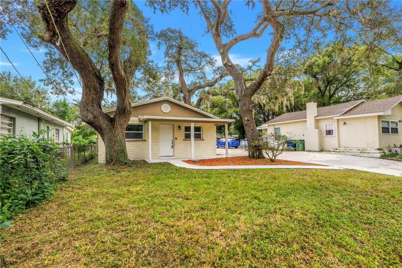 3 bedroom Single Family Residence at 1306 E New Orleans Avenue, Hankins Virginia Heights, Tampa — photo 1