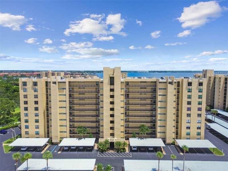 2 bedroom Condominium at 2621 Cove Cay Drive #703, Cove Cay 26-21 Village II, Clearwater — photo 1