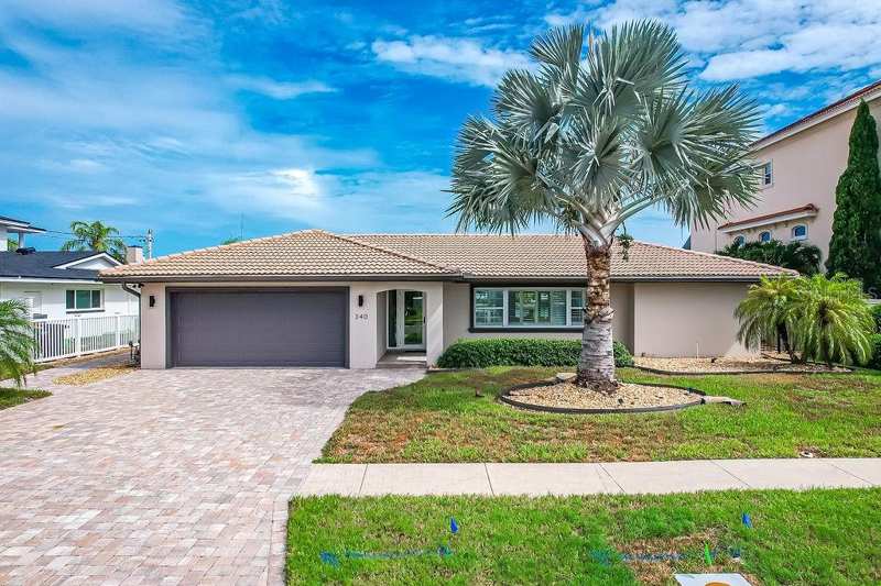 4 bedroom Single Family Residence at 340 Palm Island, Island Estates Of Clearwater Unit 6-B, Clearwater Beach — photo 1