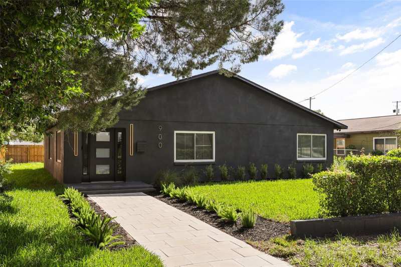 3 bedroom Single Family Residence at 900 Carver Street, Magnolia Gardens Sub, Winter Park — photo 1