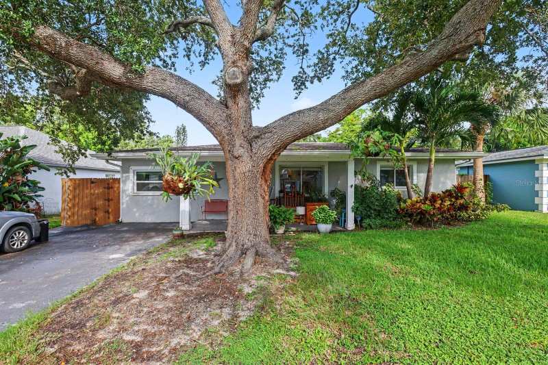 4 bedroom Single Family Residence at 2117 Mary Sue Street, Indian Rocks Village, Largo — photo 1