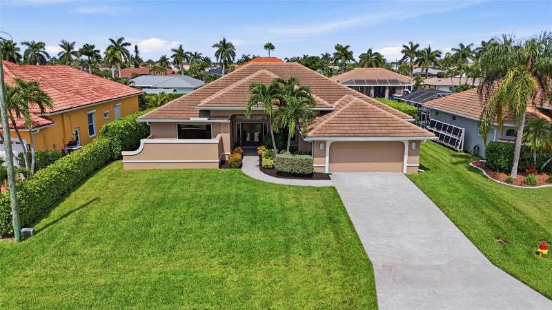 3 bedroom Single Family Residence at 5020 SW 8th Place, Cape Coral, Cape Coral — photo 1