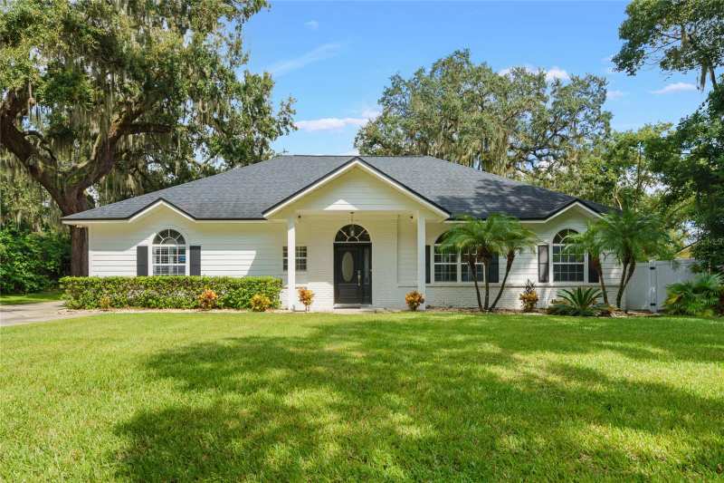 4 bedroom Single Family Residence at 715 Magnolia Street, Windermere Town, Windermere — photo 1