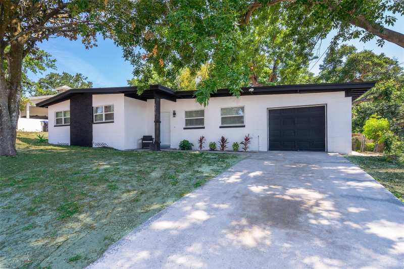 3 bedroom Single Family Residence at 5815 Wolf Road, Robinswood Sec 05, Orlando — photo 1