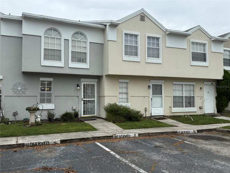 2 bedroom Townhouse at 6681 121st Avenue #G, Pinebrook Estates, Largo — photo 1