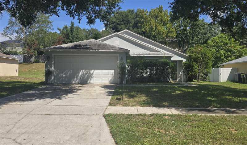 3 bedroom Single Family Residence at 1836 Ridge Valley Street, Clermont Skyridge Valley Ph 02 Lt 130, Clermont — photo 1