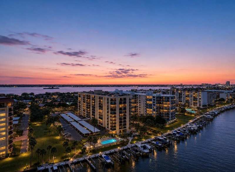 2 bedroom Condominium at 690 Island Way #501, Island Walk Condo, Clearwater Beach — photo 1