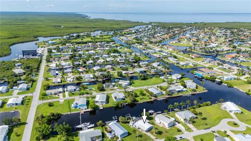 2 bedroom Modular Home at 731 Tangerine Court, Charlotte Park Sec 03, Punta Gorda — photo 1