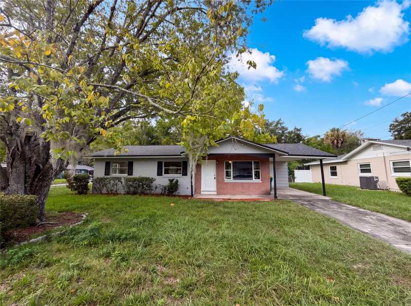 3 bedroom Single Family Residence at 1735 Jefferson Drive, Mount Dora Mount Dora Heights, Mount Dora — photo 1