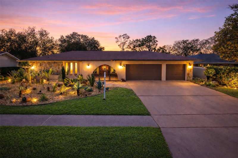 5 bedroom Single Family Residence at 2721 Northridge Drive, Countryside Tr 9, Clearwater — photo 1