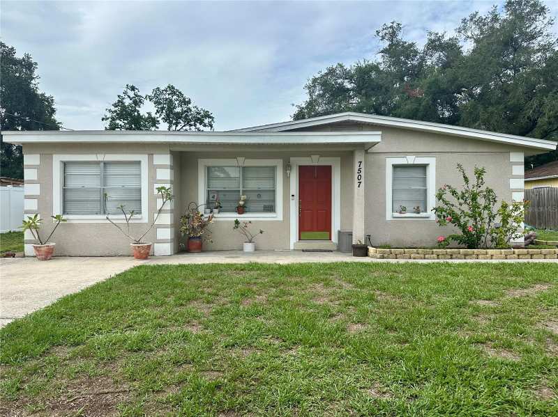 4 bedroom Single Family Residence at 7507 Coral Vine Lane, Adamo Acres Sub Unit 2, Tampa — photo 1