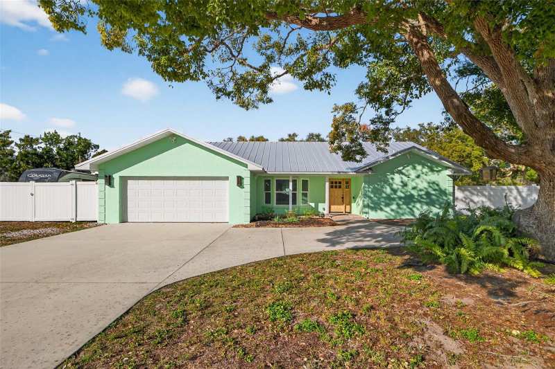 3 bedroom Single Family Residence at 11945 74th Avenue, See Public Records, Seminole — photo 1