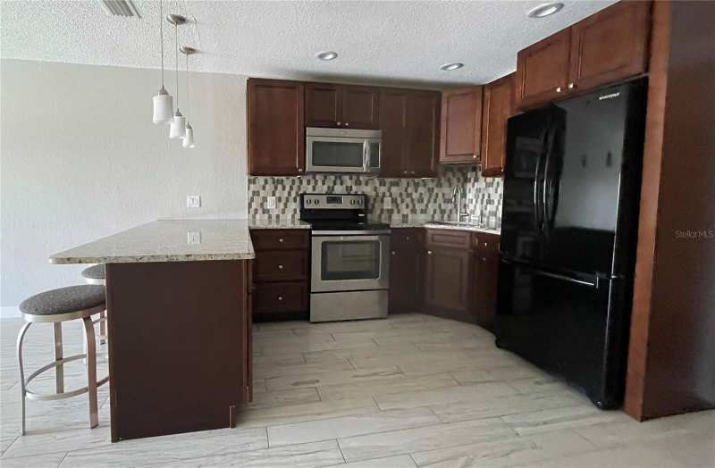 1 bedroom Half Duplex at 1860 Massachusetts Avenue #214, Regency Condo The, St Petersburg — photo 1