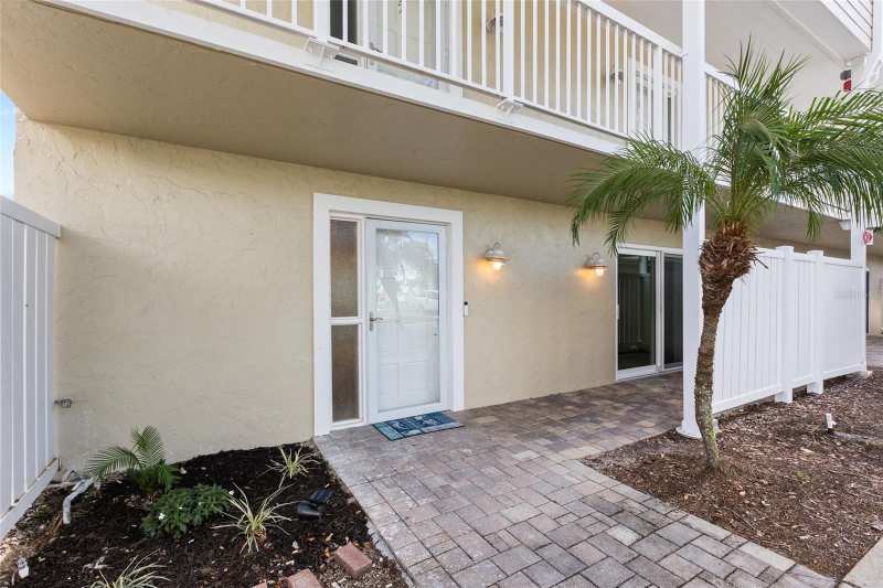 2 bedroom Condominium at 433 S Paula Drive #1, South Paula Point Condo, Dunedin — photo 1