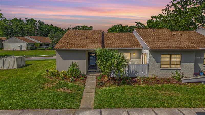 2 bedroom Villa at 75 Poole Place, East Lake Woodlands Cluster Homes, Oldsmar — photo 1