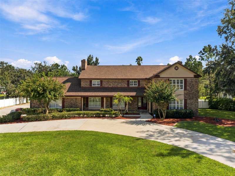 5 bedroom Single Family Residence at 115 Hickory Creek Drive, Hickory Creek 2nd Add, Brandon — photo 1