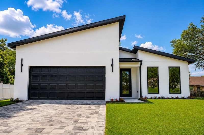 3 bedroom Single Family Residence at 301 Eppinger Drive, Port Charlotte Sec 024, Port Charlotte — photo 1