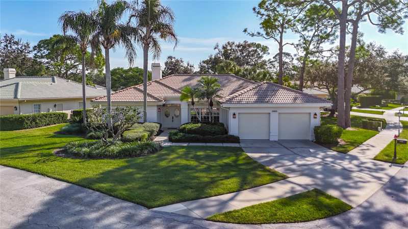 3 bedroom Single Family Residence at 2960 Sandringham Place, Sandringham Place, Sarasota — photo 1