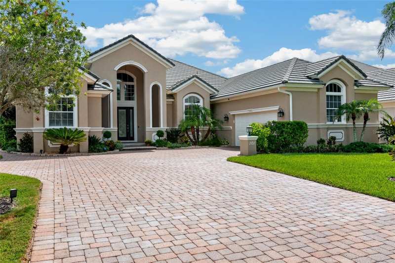 4 bedroom Single Family Residence at 101 Longview Way, Village At Palm Coast Ph 01, Palm Coast — photo 1