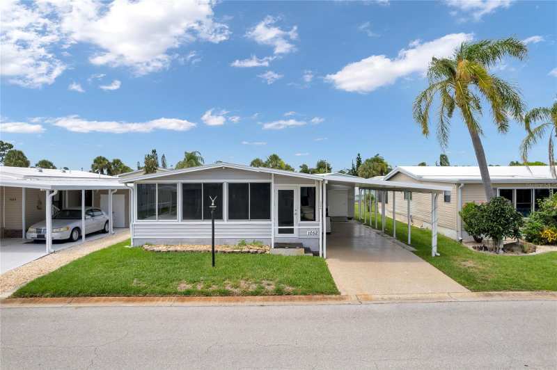 2 bedroom Manufactured Home at 2100 Kings Highway #1052, Maple Leaf Estates, Port Charlotte — photo 1