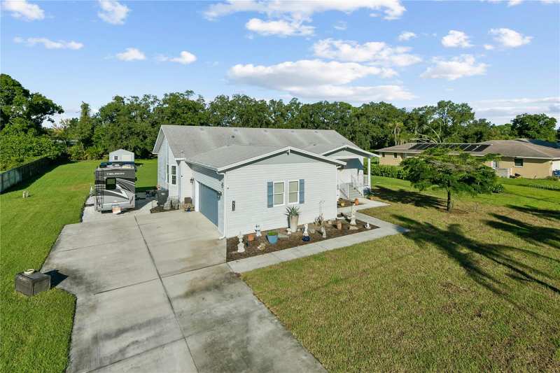 3 bedroom Single Family Residence at 2710 61st Street, Hidden Meadows, Bradenton — photo 1