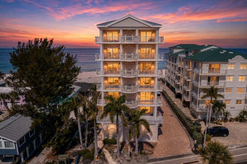 5 bedroom Condominium at 19730 Gulf Boulevard #400, Sunburst Cove Condo, Indian Rocks Beach — photo 1