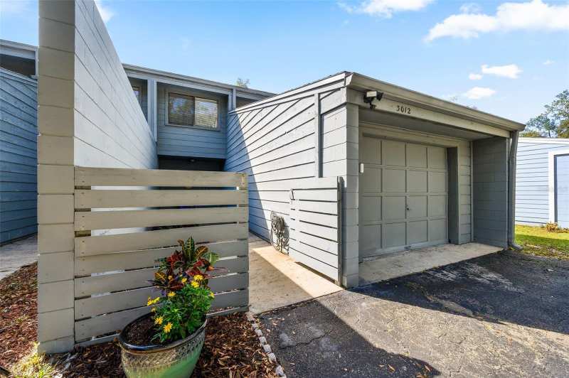 3 bedroom Townhouse at 3012 NW 28th Circle, Gainesville, Gainesville — photo 1