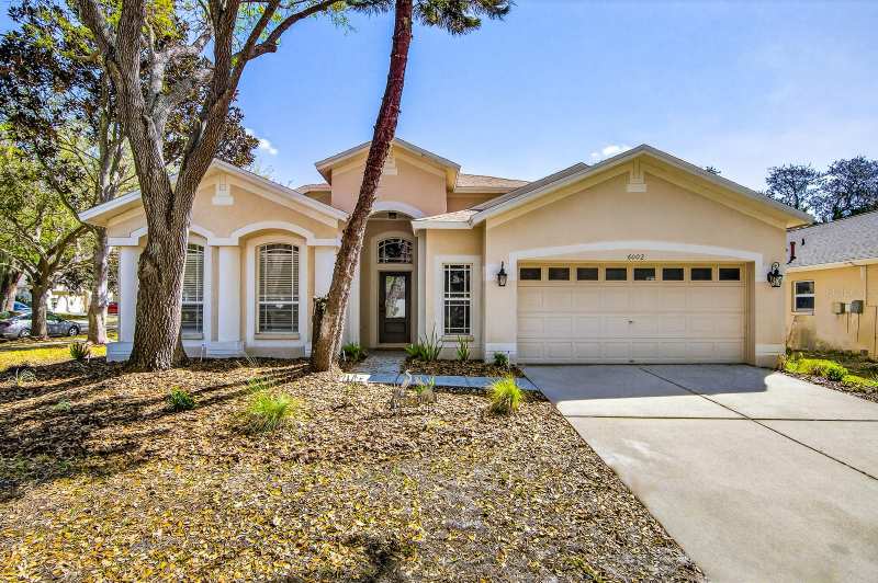4 bedroom Single Family Residence at 6002 Martinglade Place, Fishhawk Ranch Phase, Lithia — photo 1