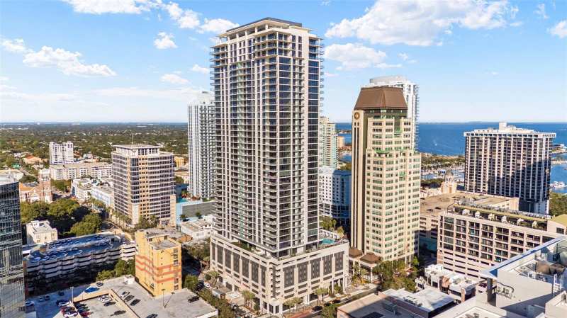 2 bedroom Condominium at 275 1st Avenue #3507, Art House, St Petersburg — photo 1