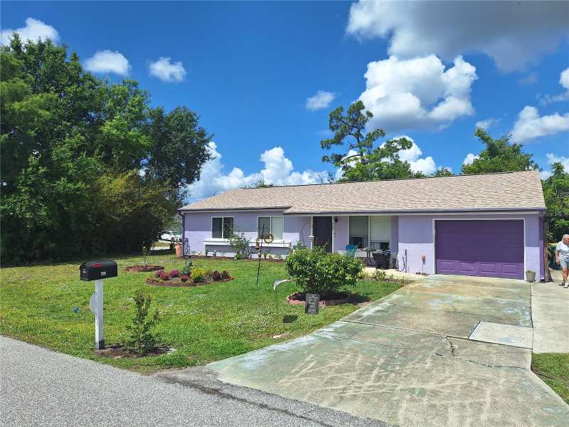3 bedroom Single Family Residence at 402 Cicero Street, Port Charlotte Sec 008, Port Charlotte — photo 1