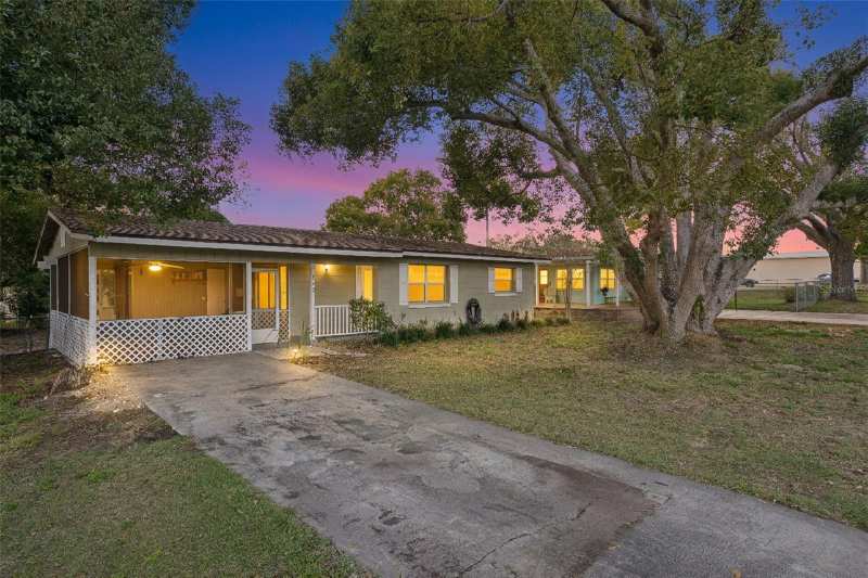 3 bedroom Single Family Residence at 902 S Galena Avenue, Minneola Tower Ridge Sub, Minneola — photo 1