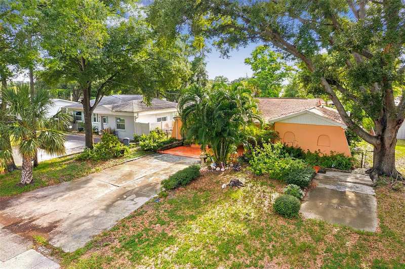 4 bedroom Single Family Residence at 612 N Woodlynne Avenue, Yalaha, Tampa — photo 1