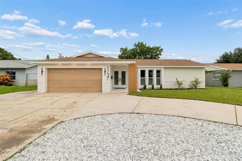 3 bedroom Single Family Residence at 1137 54th Avenue, Bickleys Lakewood Sub, St Petersburg — photo 1