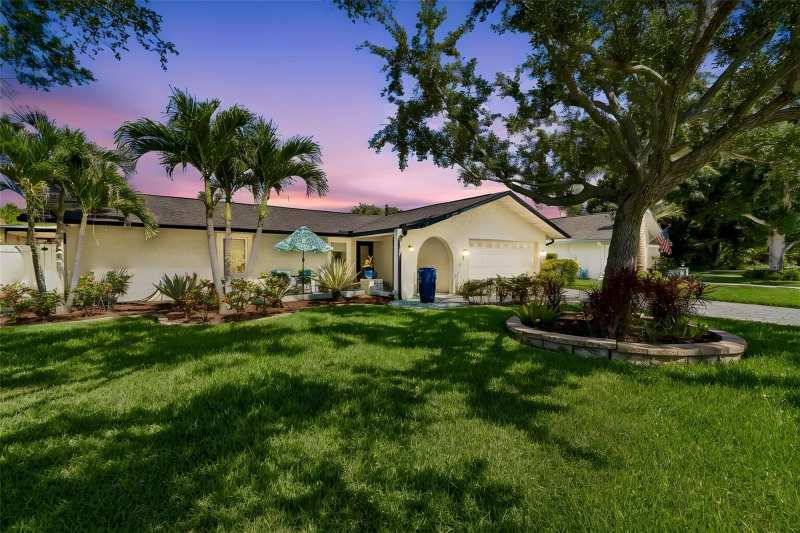 2 bedroom Single Family Residence at 725 Del Oro Drive, Del Oro Shores 1st Add, Safety Harbor — photo 1
