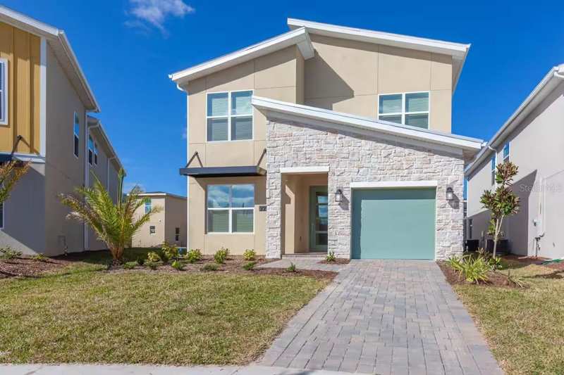 5 bedroom Single Family Residence at 2924 Protagonist Street, Cove At Storey Lake 4, Kissimmee — photo 1