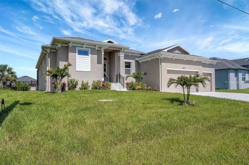 4 bedroom Single Family Residence at 10812 McAlester Circle, Port Charlotte Sec 87, Port Charlotte — photo 1