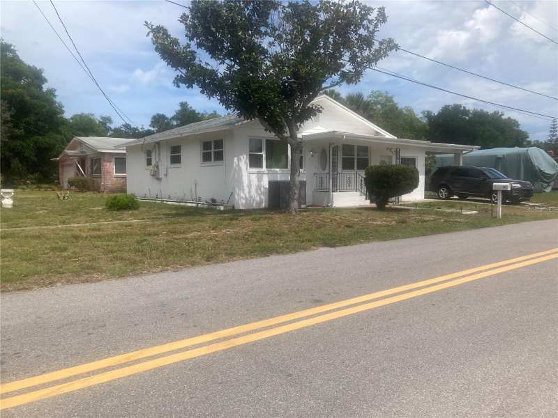4 bedroom Single Family Residence at 907 Sycamore Street, Higbee H L Add Daytona, Daytona Beach — photo 1