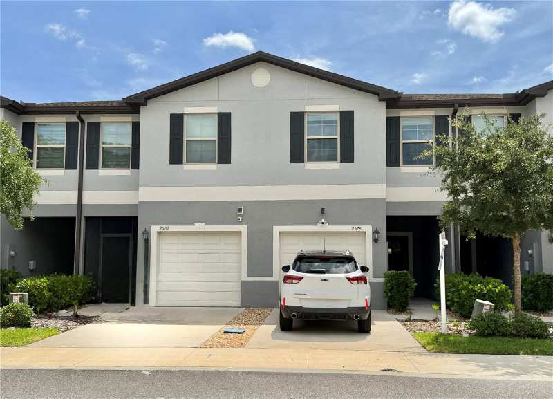 3 bedroom Townhouse at 2578 Charlan Court, Townes/Darlington, Holiday — photo 1