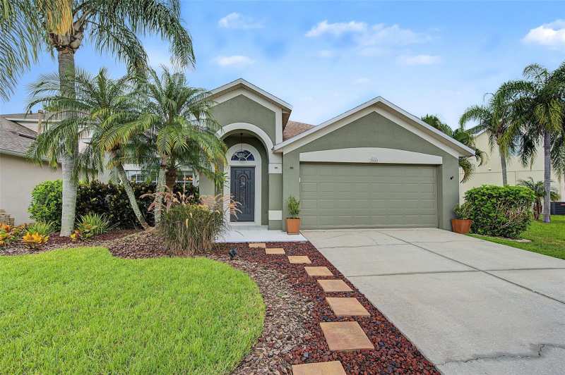 3 bedroom Single Family Residence at 10440 Tecoma Drive, Fox Wood Ph 05, Trinity — photo 1