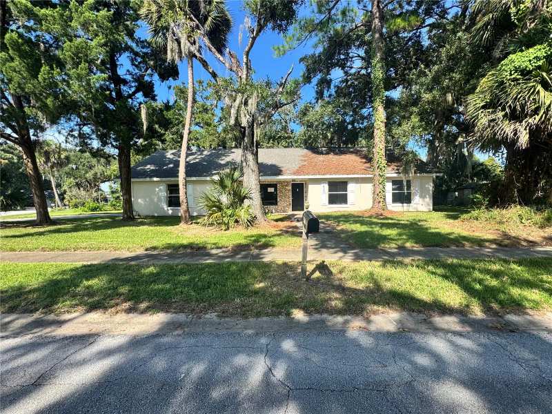 3 bedroom Single Family Residence at 477 Woodstock Drive, Woods Port Orange Unit 01, Port Orange — photo 1