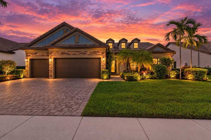 4 bedroom Single Family Residence at 16293 Camden Lakes Circle, Camden Lakes Ph 2, Naples — photo 1