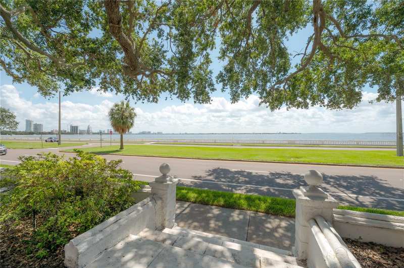 2 bedroom Condominium at 3325 Bayshore Boulevard #A17, Bayshore Trace Condo, Tampa — photo 1