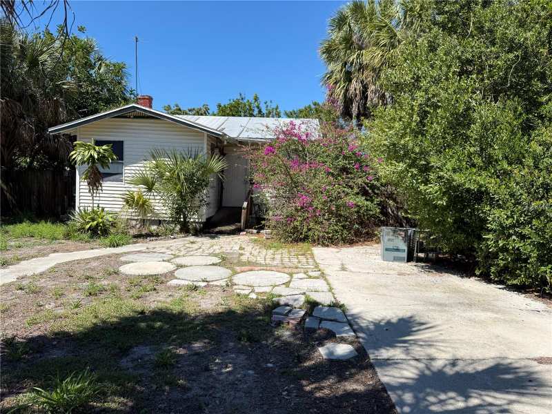2 bedroom Single Family Residence at 2007 43rd Street, Boca Ceiga Heights, St Petersburg — photo 1