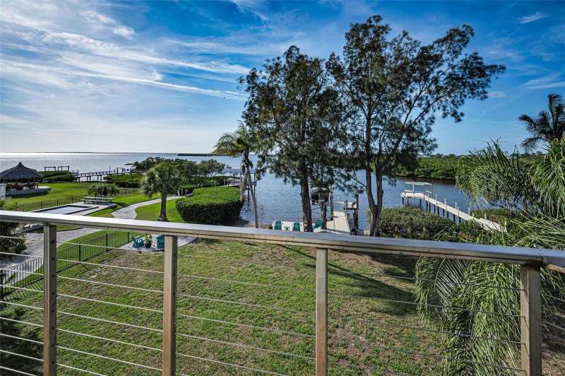 3 bedroom Single Family Residence at 1626 Sea Breeze Drive, Sea Breeze Island, Tarpon Springs — photo 1